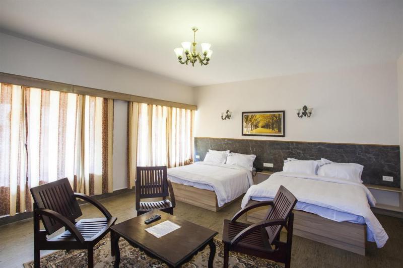 Hotel Sapphire Grand Udagamandalam Exterior foto